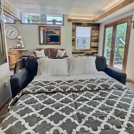 The Maples Apt - King Bed, Pet Friendly, Beautiful Views Ellicottville Exterior photo