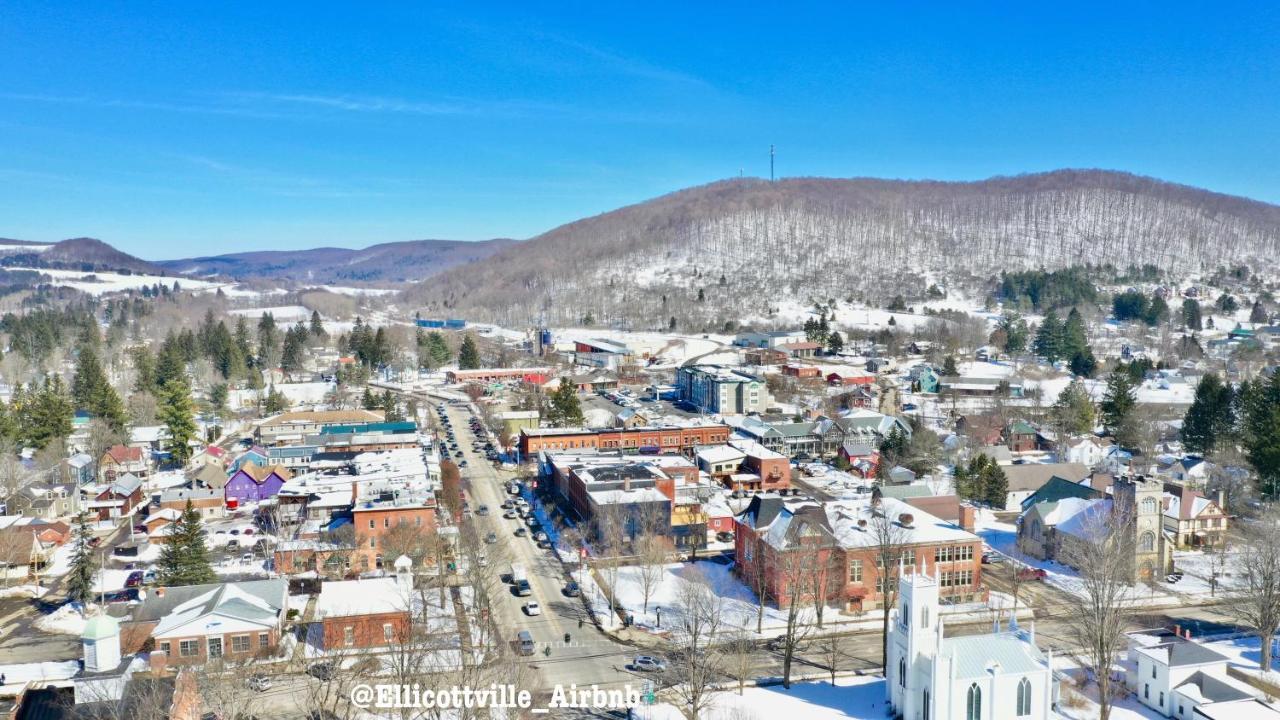 Apartment The Maples - King Bed, Pet Friendly, Beautiful Views