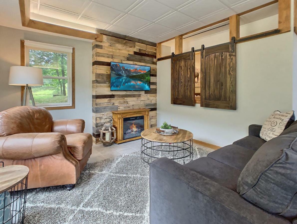 The Maples - King Bed, Pet Friendly, Beautiful Views
